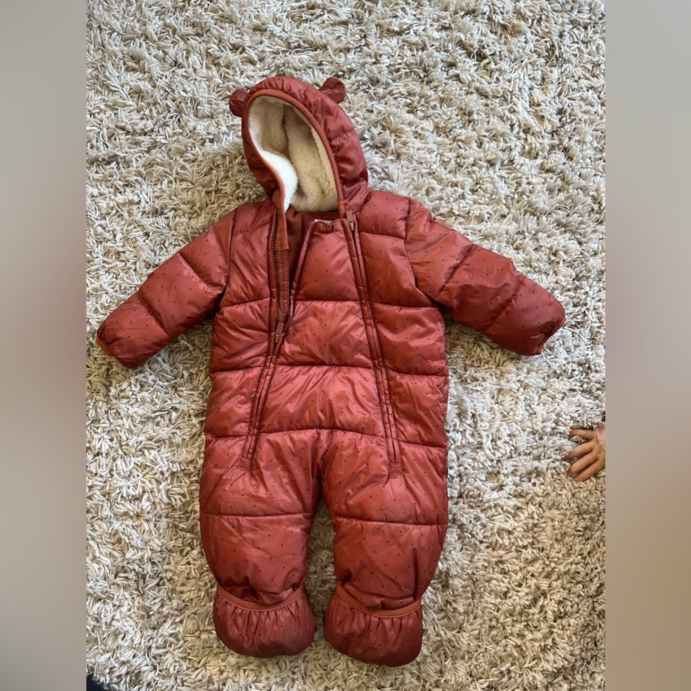Baby GAP 6-12 month snowsuit
